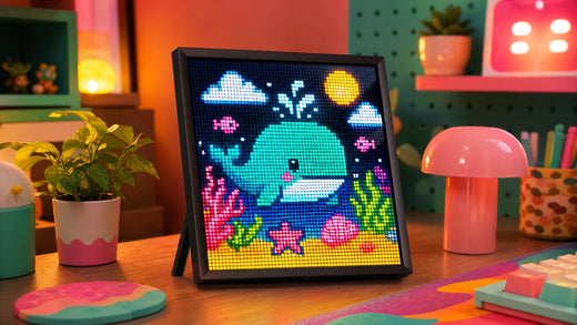 Configurazione della scrivania in stile Dopamine Decor: pixel art colorata per la tua scrivania
