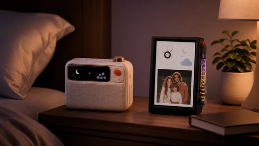 FlowToo ou Times Frame : lequel mérite une place sur votre table de chevet ?