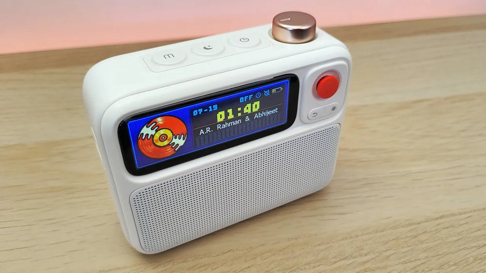 Original YouTube thumbnail for RaavMedia's Divoom review