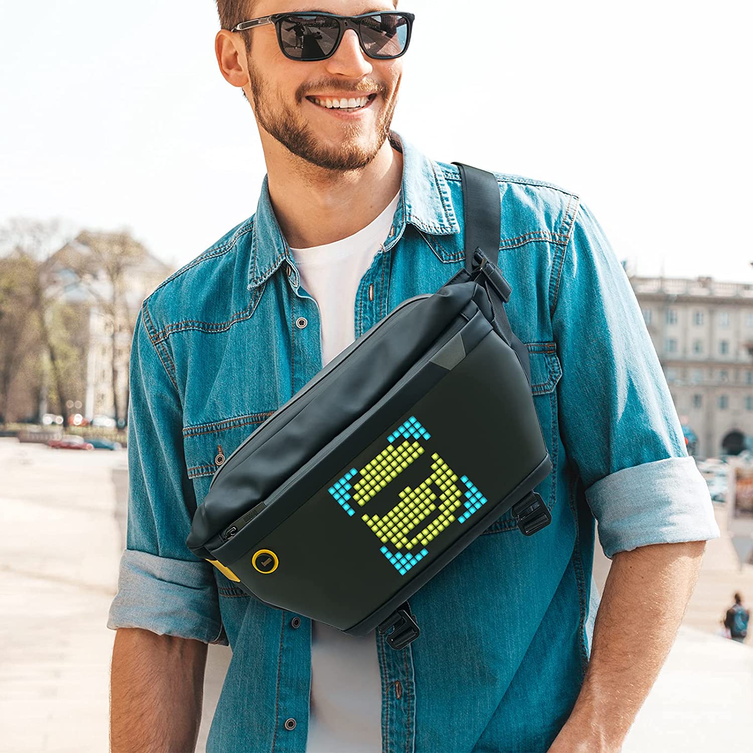 Divoom Sling Bag met LED-display, Crossbody waterdichte schouderborstrugzak Fietsen Reisdagrugzak